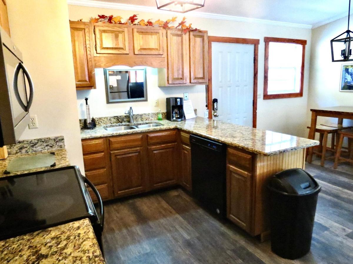 Million Dollar Views! 4 Bedroom, Sleeps 9, Close To National Park And 5 Mi To Gatlinburg! المظهر الخارجي الصورة